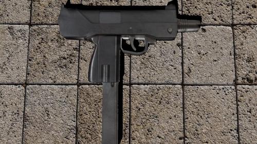 Mac10