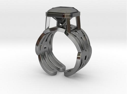 Brunnian Link Curve Ring 17.53mm with Radiant Gem
