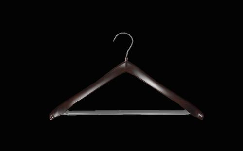 Low-Poly Clothes Hanger