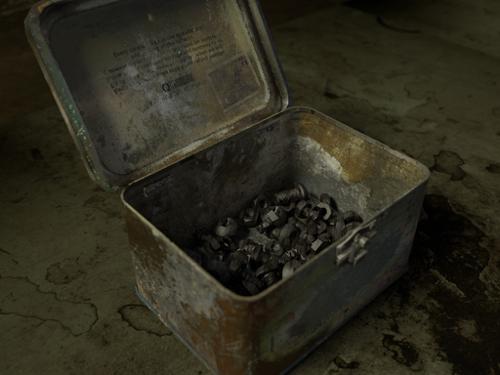 Old iron tin